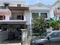 3 BHK Villa/House in Khajuri Kalan