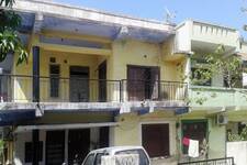 10 BHK Villa/House in Gomtipur