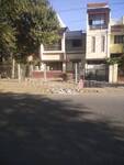 4 BHK Flat for rent in Rajkishor Nagar