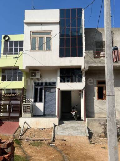 2 BHK VILLA / INDIVIDUAL HOUSE 705 sq- ft in Sikar Road