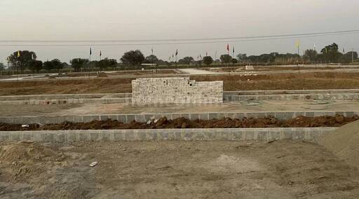 RESIDENTIAL PLOT 300 sq- yd in Jagatpura