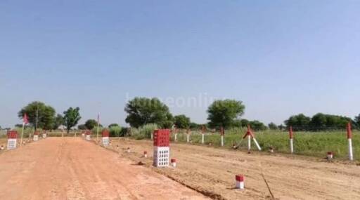 RESIDENTIAL PLOT 100 sq- yd in Vatika