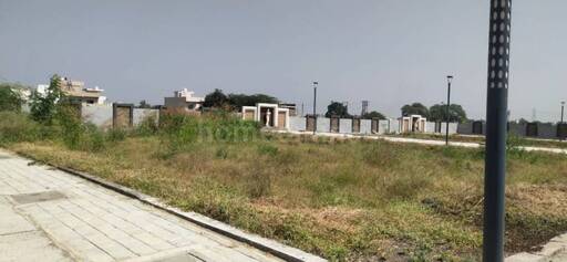 RESIDENTIAL PLOT 800 sq- ft in AB Bypass Road