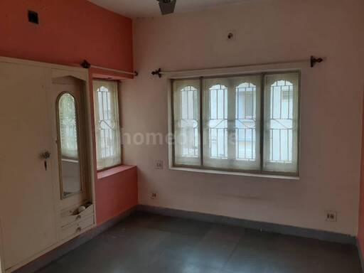 1 BHK BUILDER FLOOR 700 sq- ft in Old Padra Road