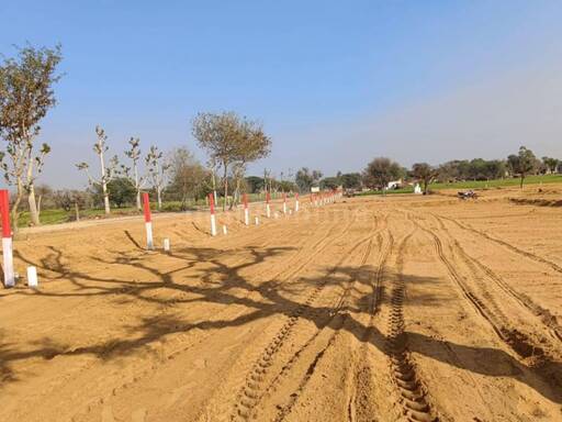 RESIDENTIAL PLOT 300 sq- yd in Sikar Road