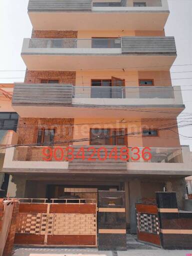 3 BHK BUILDER FLOOR 1850 sq- ft in Sector 16-17