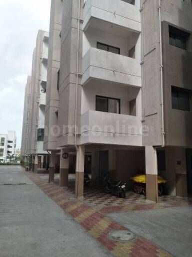 1 BHK BUILDER FLOOR 400 sq- ft in Sachin Kansad Road