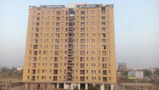 3 BHK APARTMENT 920 sq- ft in Kalwar Road