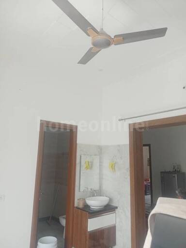 2 BHK APARTMENT 1200 sq- yd in Sector 33