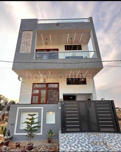 3 BHK VILLA / INDIVIDUAL HOUSE 2000 sq- ft in Hirapur Colony