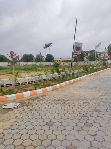 RESIDENTIAL PLOT 200 sq- yd in Jagatpura