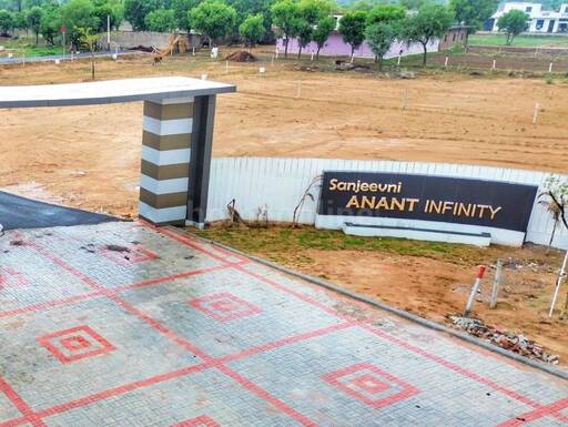 RESIDENTIAL PLOT 400 sq- yd in Renwal Manji