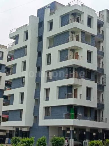 2 BHK APARTMENT 1060 sq- ft in Rau circle