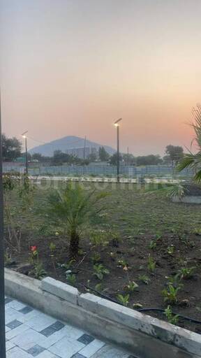 RESIDENTIAL PLOT 800 sq- ft in Bicholi Mardana