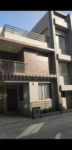 4 BHK VILLA / INDIVIDUAL HOUSE 2745 sq- ft in Makarba