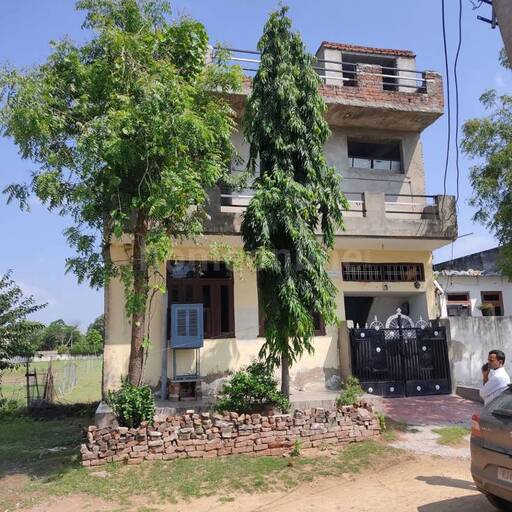 4 BHK VILLA / INDIVIDUAL HOUSE 950 sq- ft in Bhakrota Sirsi link road