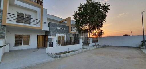 6 BHK VILLA / INDIVIDUAL HOUSE 5500 sq- ft in Jaisinghpura