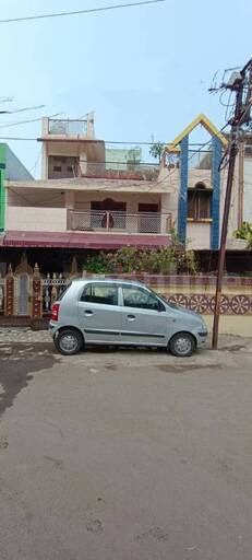 4 BHK VILLA / INDIVIDUAL HOUSE 2000 sq- ft in Old Subhash Nagar