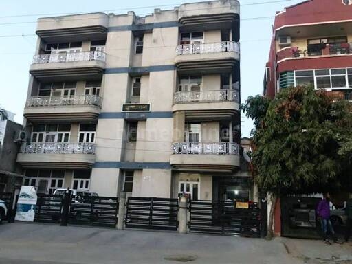 3 BHK APARTMENT 1750 sq- ft in Raja Park