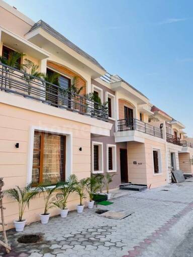 3 BHK VILLA / INDIVIDUAL HOUSE 93 sq- yd in Kharar - Landran Road, Sante Majra, Sector 115