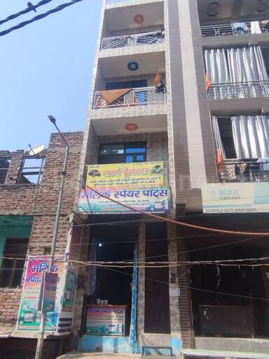 3 BHK VILLA / INDIVIDUAL HOUSE 300 sq- yd in Khora Colony, Sector 62A