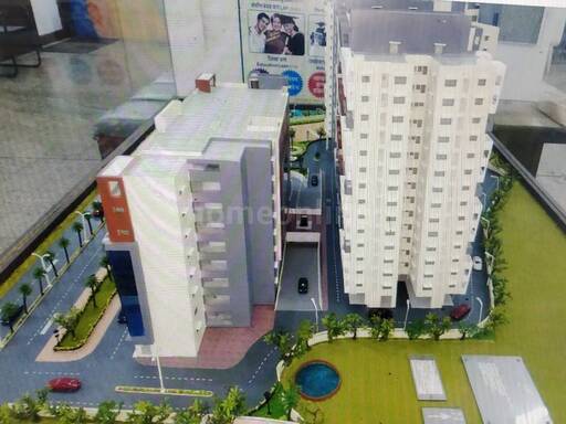 4 BHK APARTMENT 1920 sq- ft in Snehlataganj