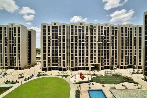 3 BHK BUILDER FLOOR 1746 sq- ft in South Bopal