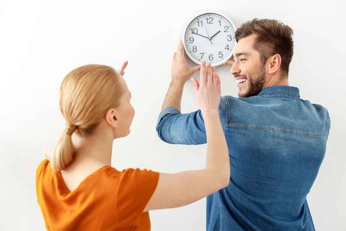 10 Tips To Attract Prosperity With Right Placement Of Clocks | Homeonline